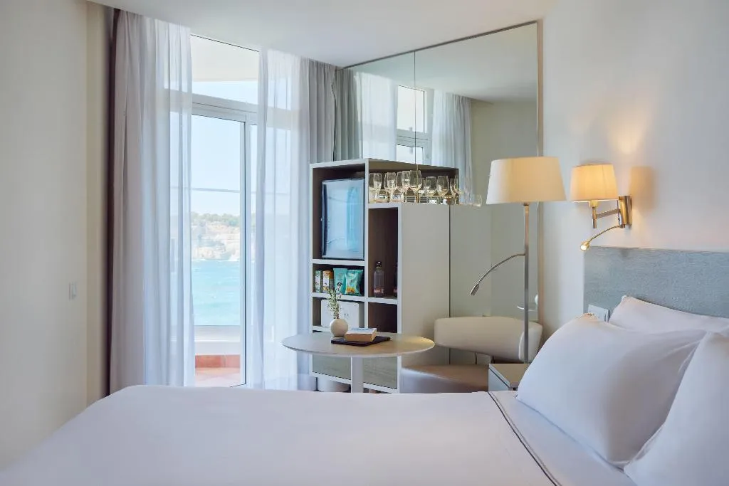 DOUBLE SEA VIEW Room, Meliá Cala Galdana, Menorca