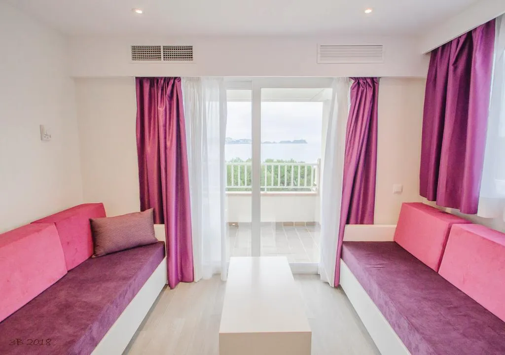 APARTMENT PREMIUM SEA VIEW Room, Apartamentos Ponent, Majorca