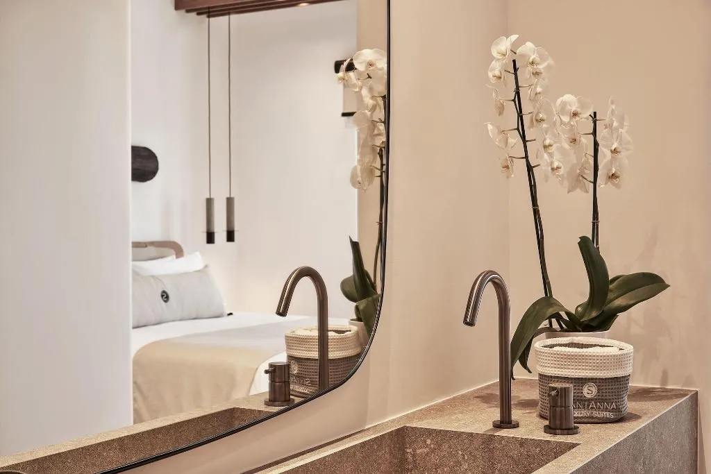 Room, SantAnna Luxury Suites, Santorini
