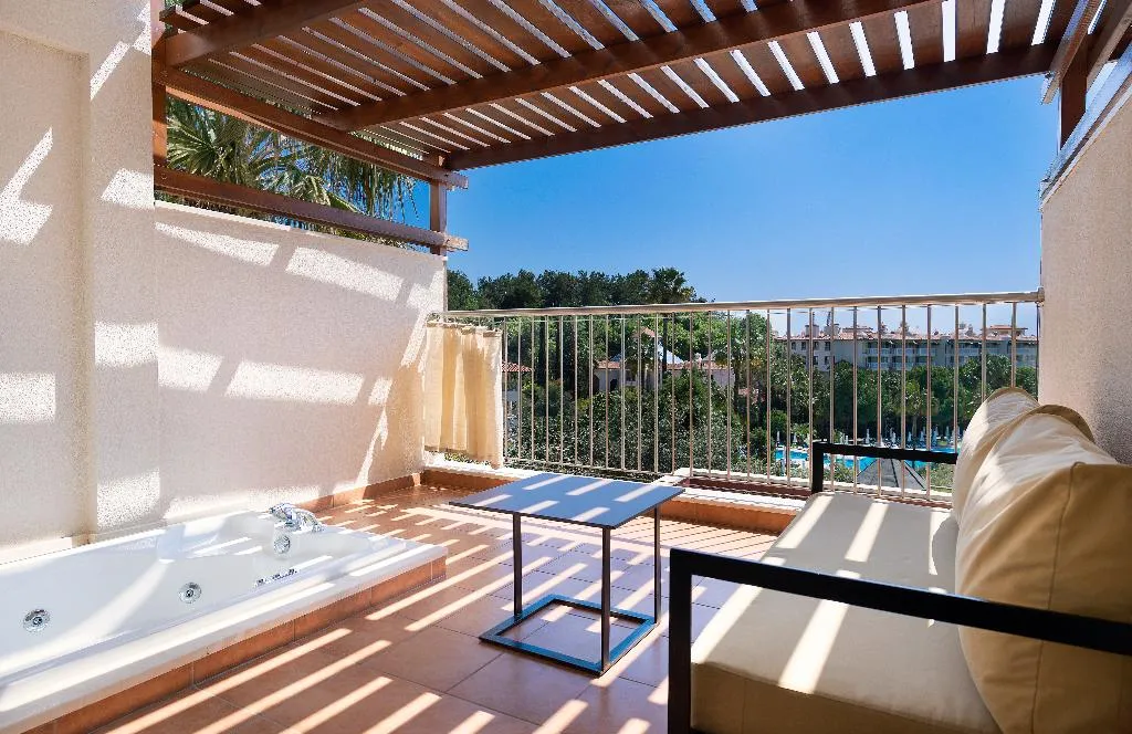 DOUBLE SINGLE USE WITH JACUZZI Room, Barut Hemera, Antalya