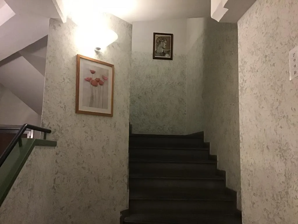 Lobby, Gemini City Centre Studios, Florence