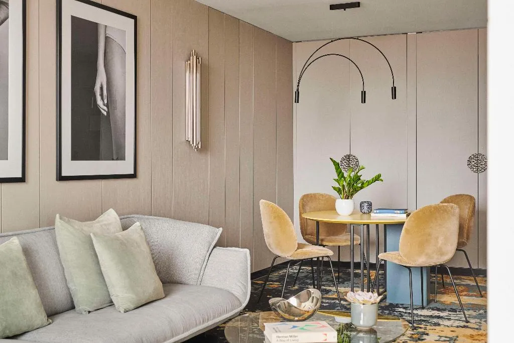 SUITE STANDARD Room, Grand Hyatt Barcelona, Barcelona