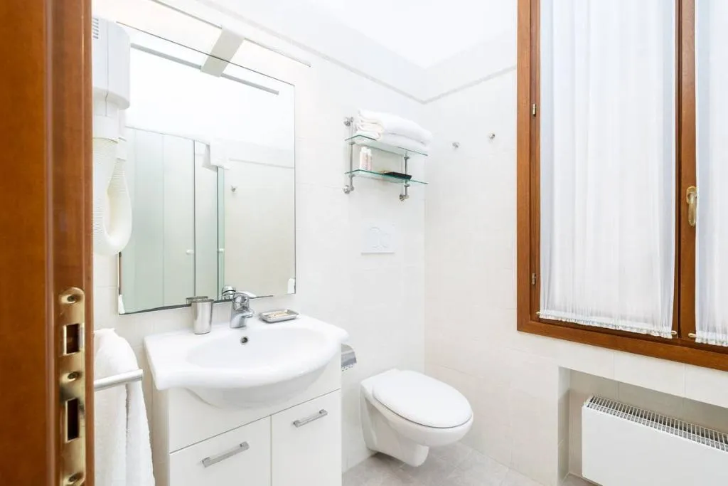 Room, Residence Ca' Foscolo, Venice