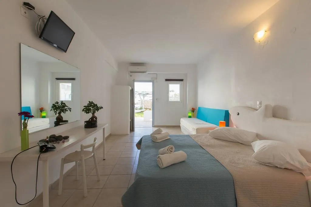 DOUBLE COMFORT Room, Odysseas Hotel, Santorini