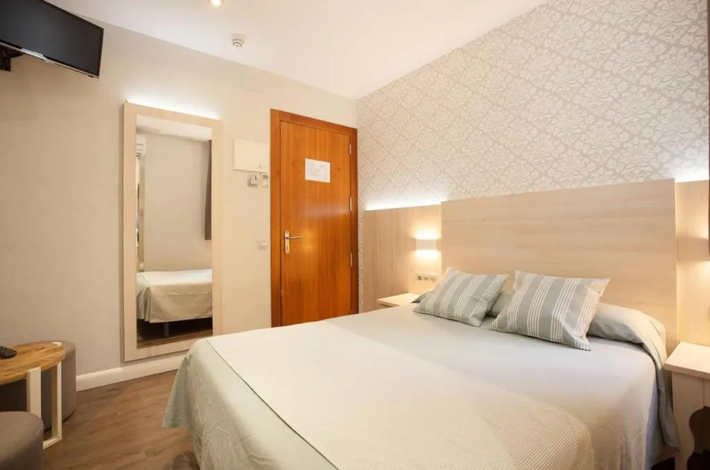 Room, Hostal Fernando, Barcelona