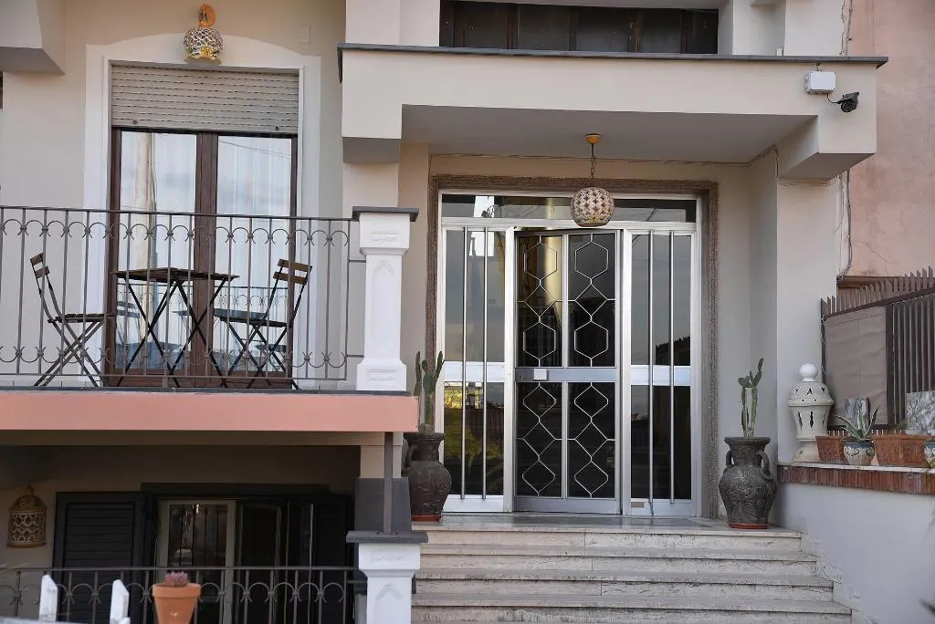 General view, B&B Le Cycas, Naples