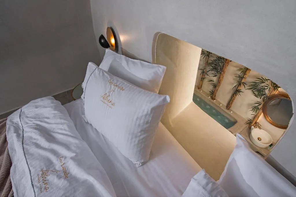 SUITE GRAND Room, Athina Luxury Suites, Santorini