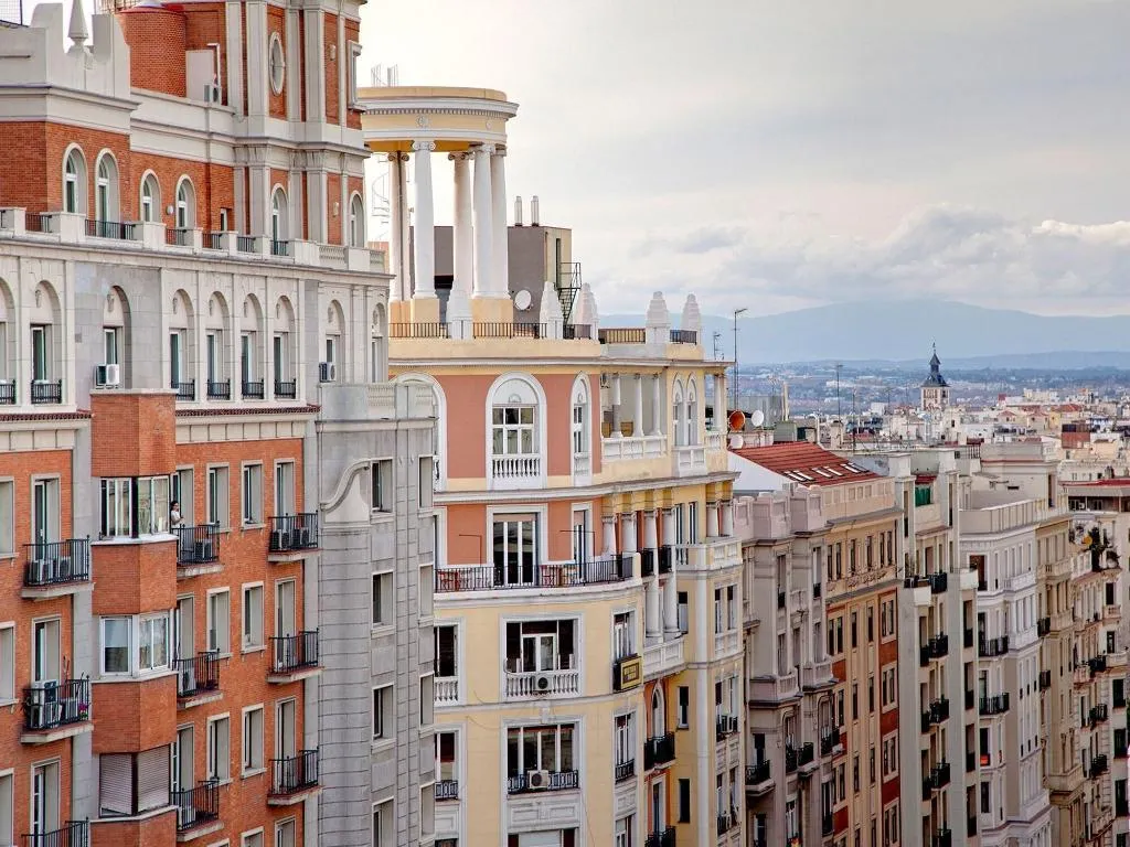 General view, Hostal Besaya, Madrid