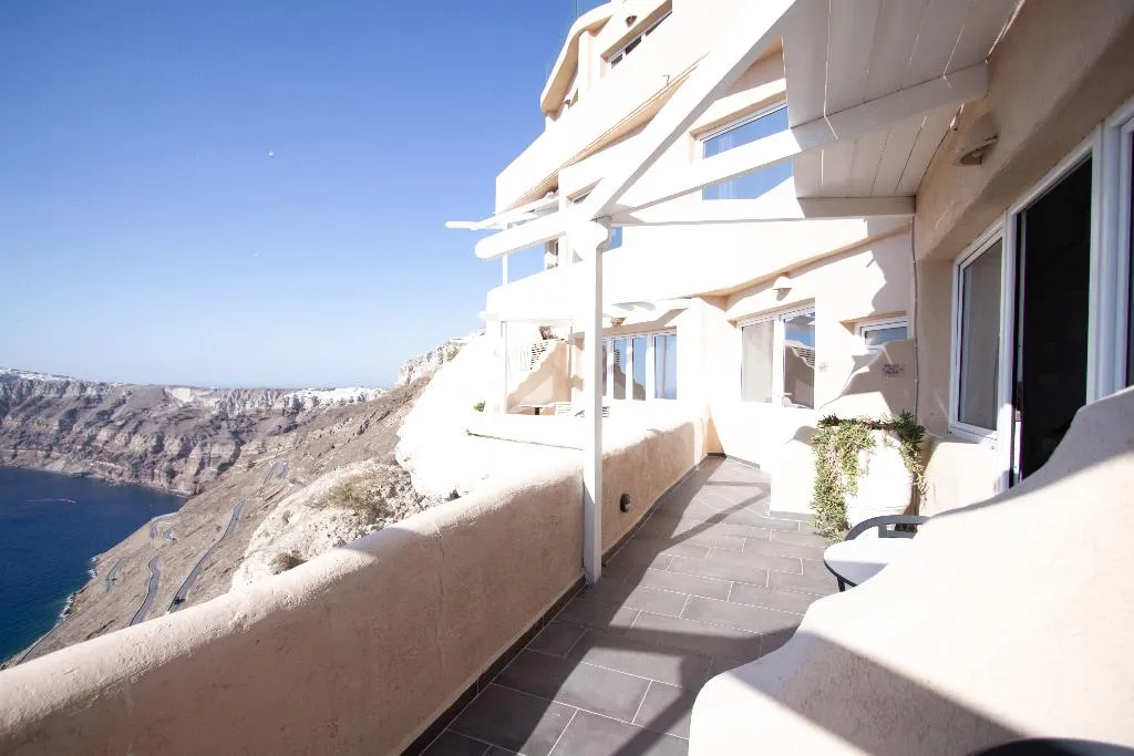 SUITE EXECUTIVE SEA VIEW Room, Suites of the Gods Cave Spa, Santorini