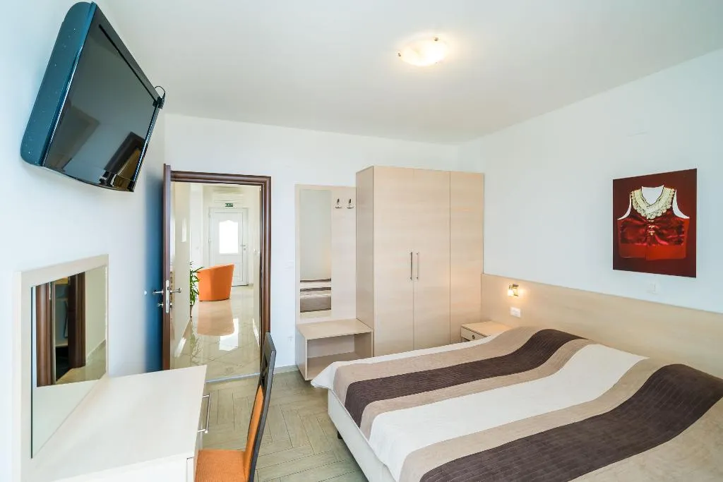 APARTMENT TWO BEDROOMS WITH TERRACE Room, Villa Samba, Dubrovnik