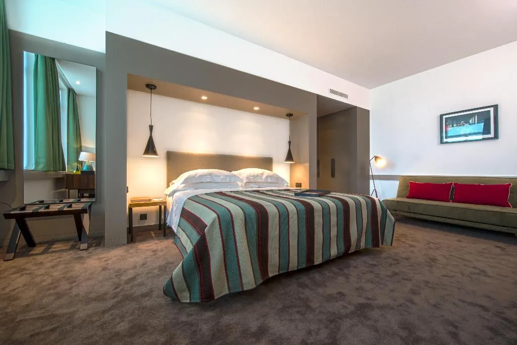 DOUBLE SINGLE USE CLASSIC Room, The Editory Artist Baixa Hotel, Porto