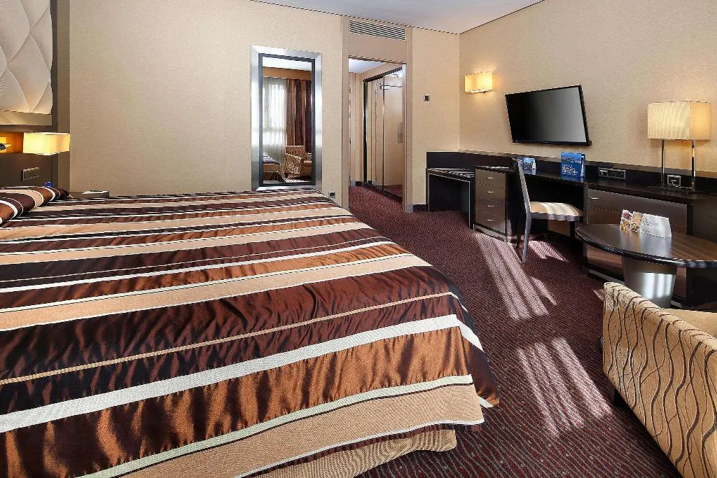 Room, Hcc St. Moritz, Barcelona