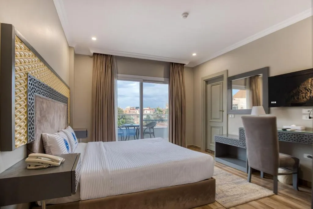 Room, Mamluk Pyramids Hotel, Cairo