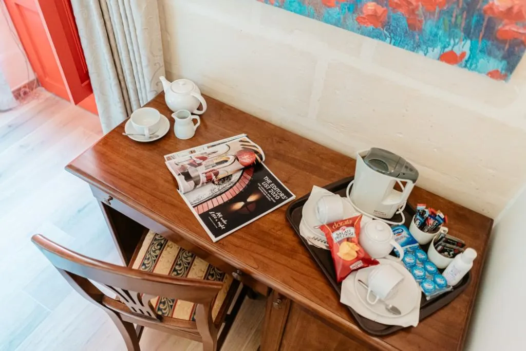JUNIOR SUITE STANDARD Room, Palazzo Violetta, Malta