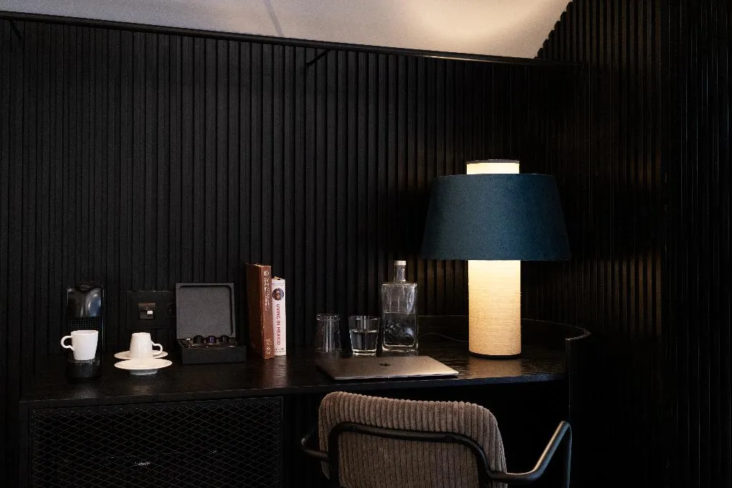 SUITE WITH TERRACE Room, Chic & Basic Gravity, Porto