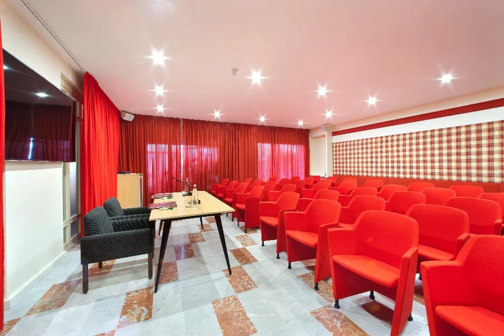 Conferences, Continental, Naples