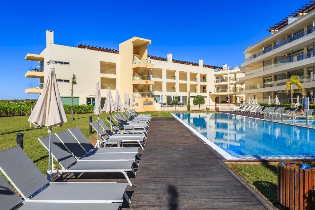Pool, Laguna Vilamoura, Algarve