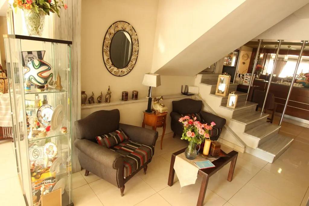 Lobby, Mallas, Halkidiki