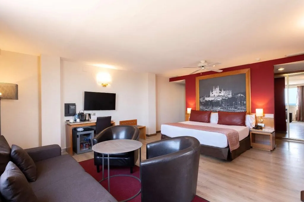 JUNIOR SUITE QUEEN SIZE BED Room, Catalonia Majorica, Majorca