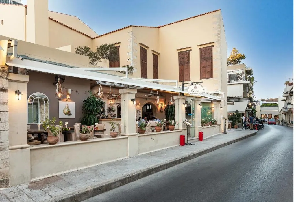 General view, Palazzino Di Corina, Crete