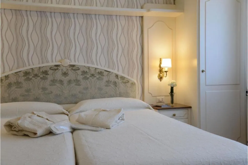SUITE LAKE VIEW Room, Metropole Suisse, Milan