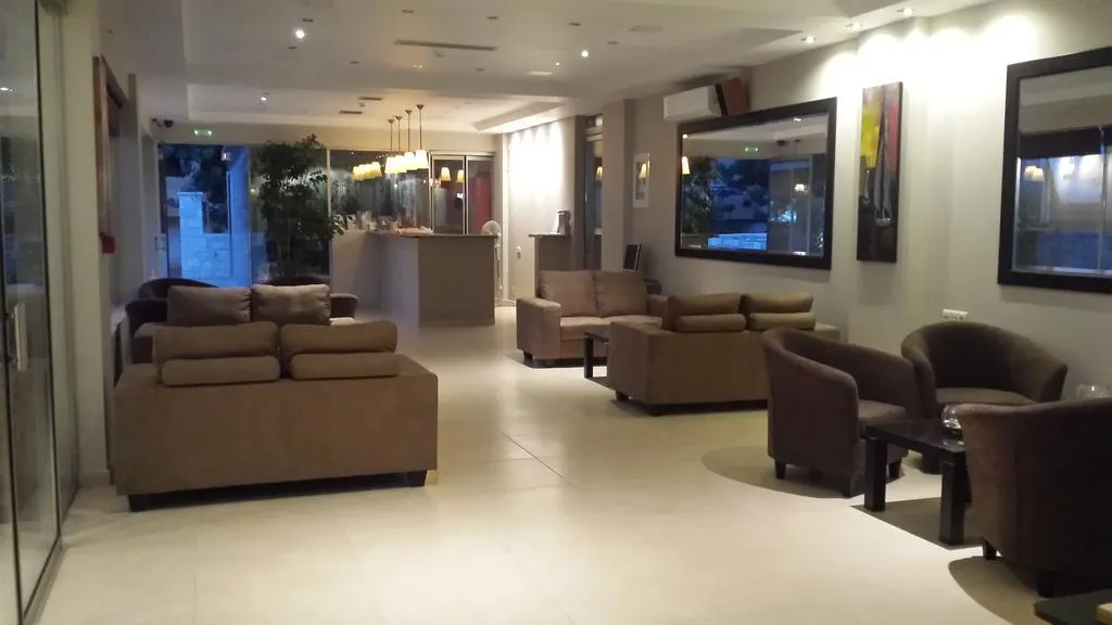 Lobby, Maria Lambis, Crete