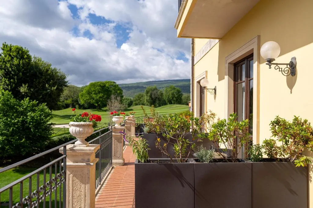 TWIN DELUXE WITH BALCONY Room, Picciolo Etna Golf Resort & Spa, Curio Collection, Catania