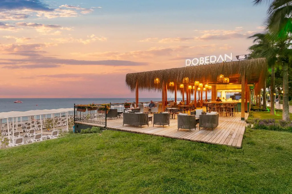 Beach, Dobedan World Palace Ex Alva Donna, Antalya