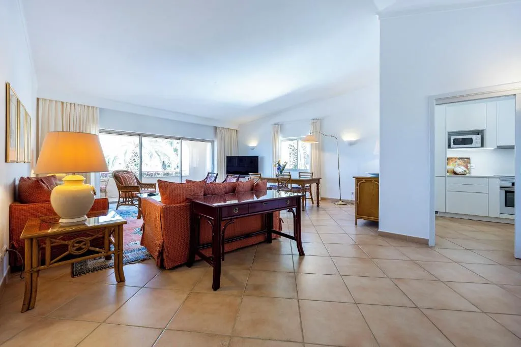 Room, Vila Palmeira, Algarve