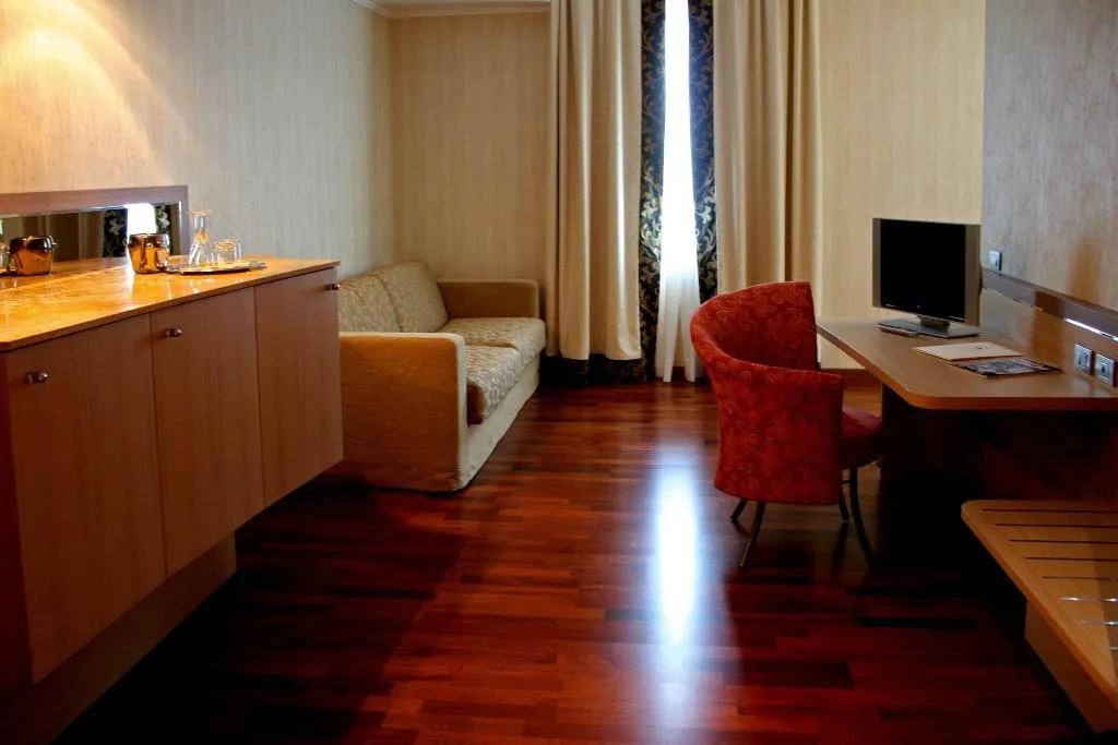Room, Poli Hotel, Milan