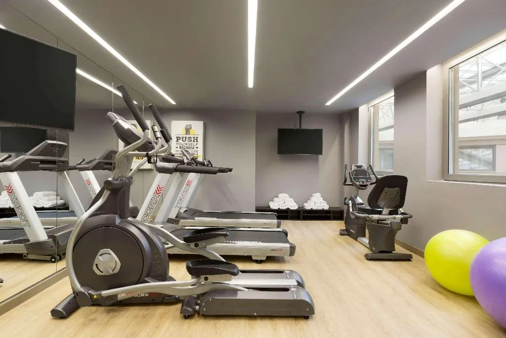 Sports and Entertainment, Wyndham Grand Athens, Athens