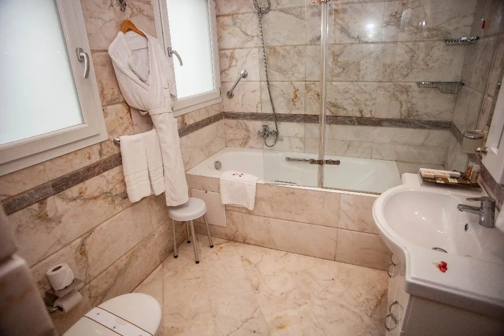 SINGLE SUPERIOR Room, Tunis Grand Hotel, Tunisia