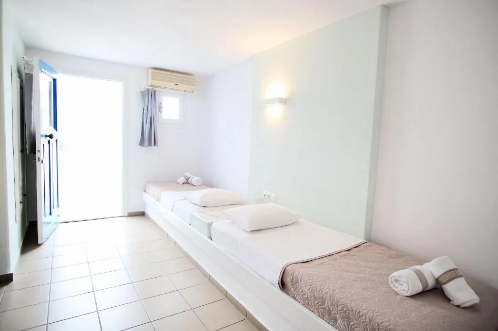 Room, Kritikakis Village Apartments, Santorini