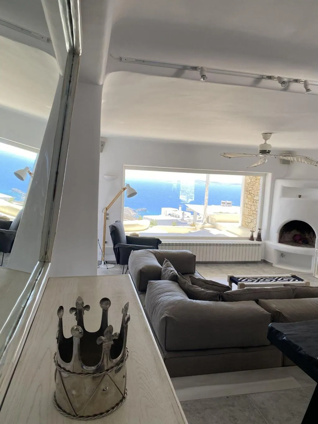 Room, Flaskos Suites, Mykonos
