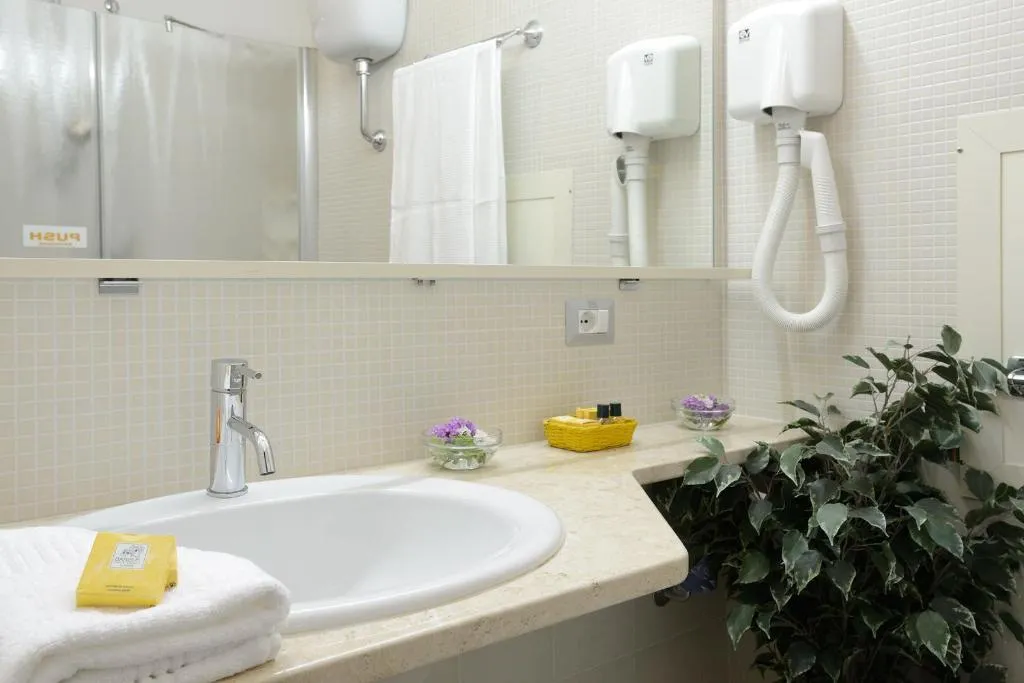 TRIPLE STANDARD Room, Hotel Oasis, Alghero