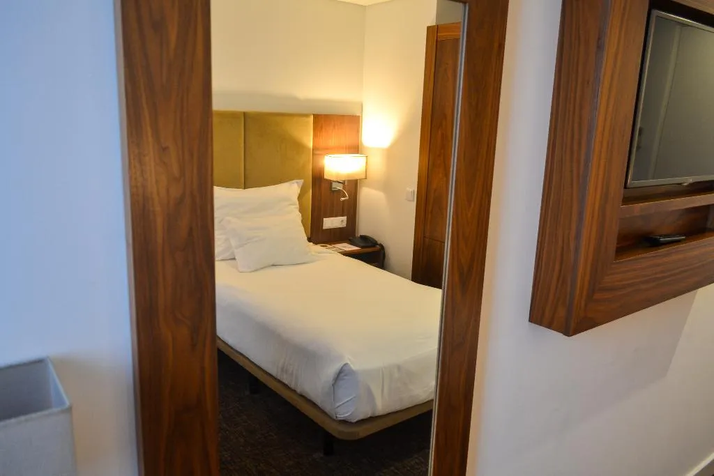 SINGLE STANDARD Room, Porto Downtown, Porto
