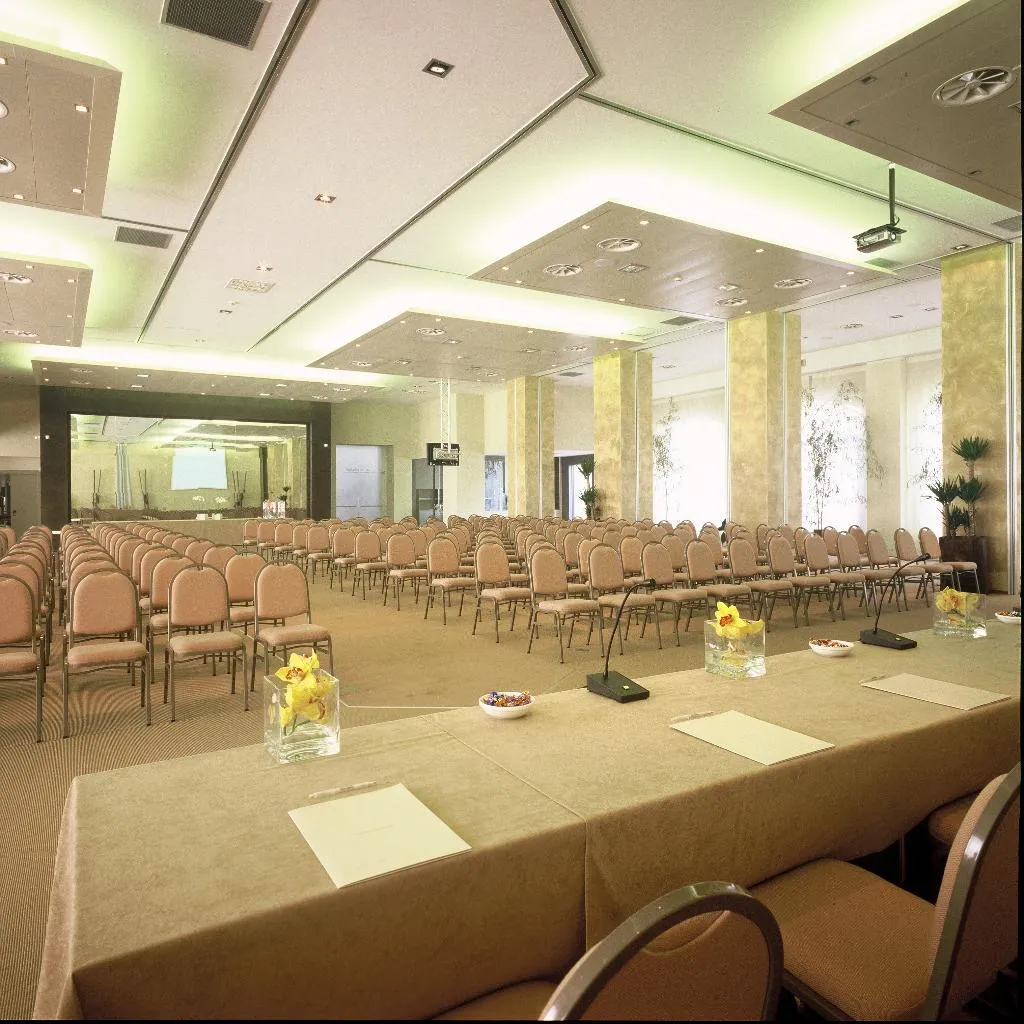 Conferences, Cosmo Hotel Palace, Milan