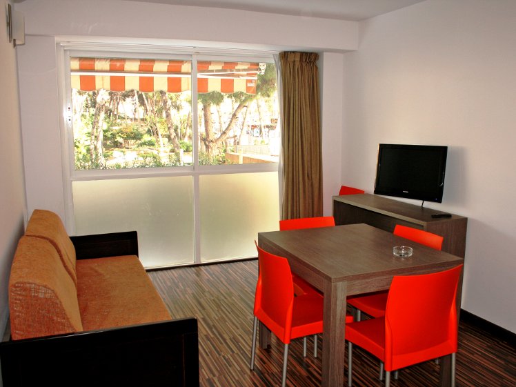 Park Suites Salou, Costa Dorada