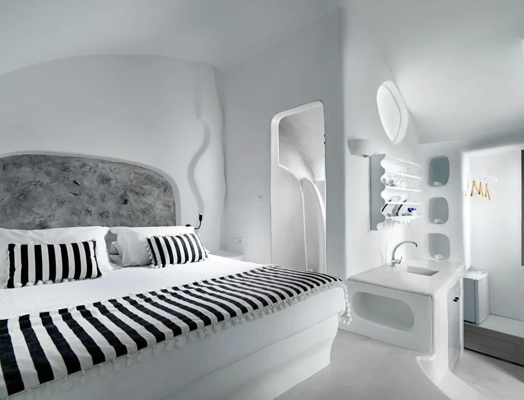SUITE SEA VIEW Room, Tholos Resort, Santorini