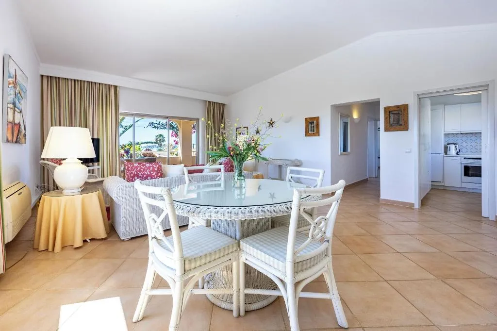 Room, Vila Palmeira, Algarve