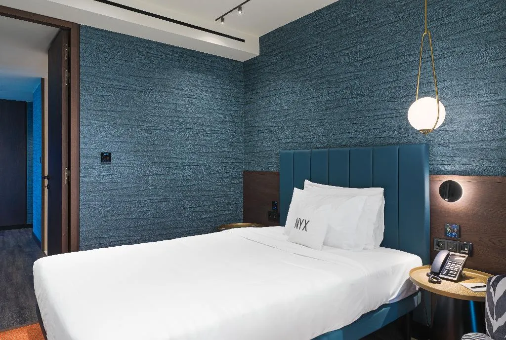 SUITE WITH VIEWS Room, NYX Esperia Palace Athens by Leonardo Hotels, Athens