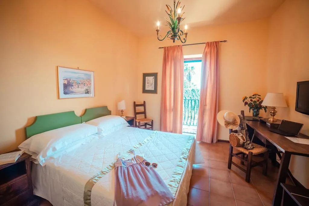 Room, Villa Sirina, Taormina