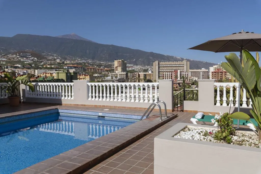 Pool, Marte, Tenerife