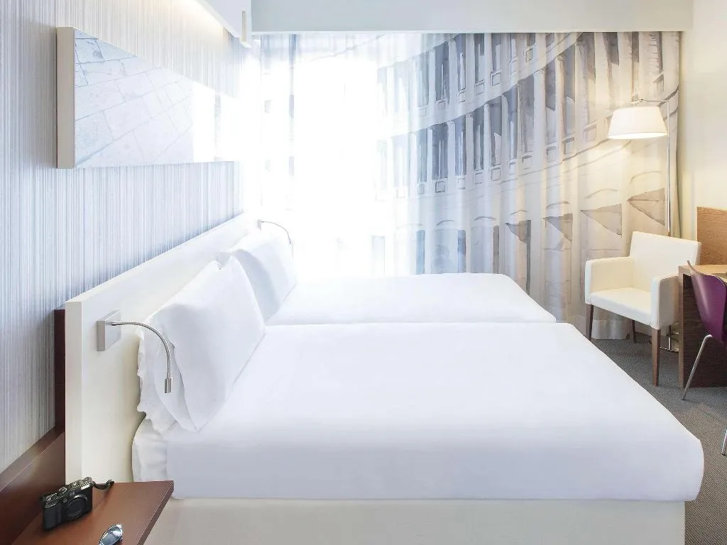 DOUBLE SUPERIOR TWO DOUBLE BEDS Room, ibis Styles Roma Eur, Rome