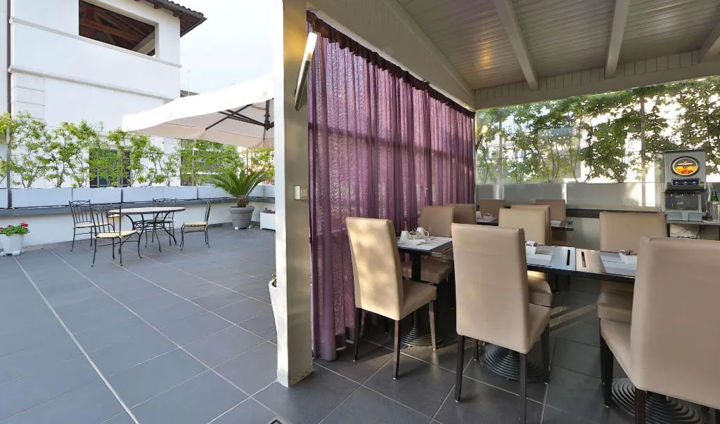 Restaurant, Best Western Cinemusic Hotel, Naples