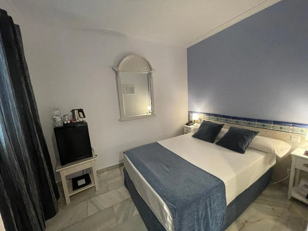 SINGLE STANDARD Room, Plaza Cavana, Costa Del Sol