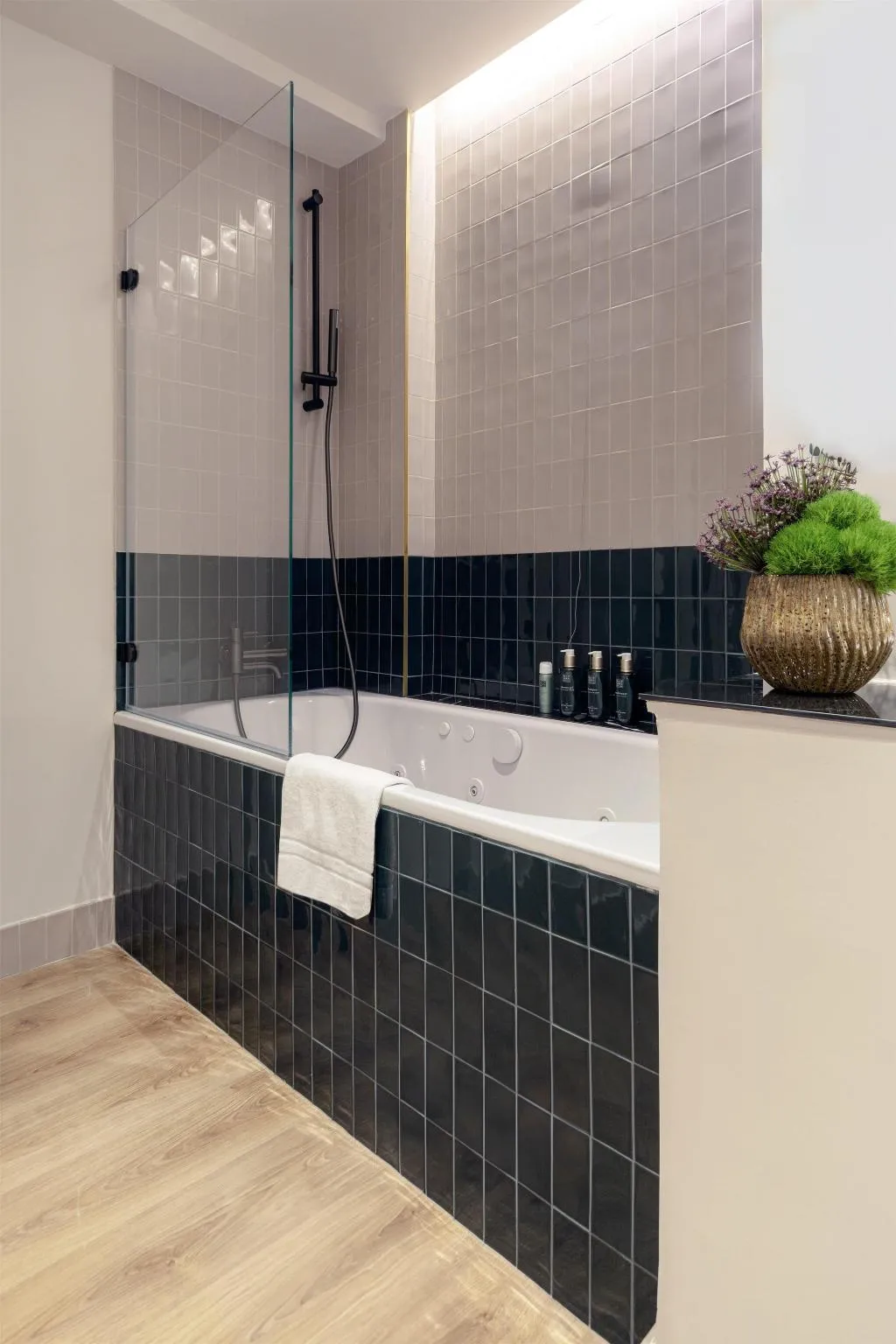 SUITE STANDARD Room, Melia Milano, Milan