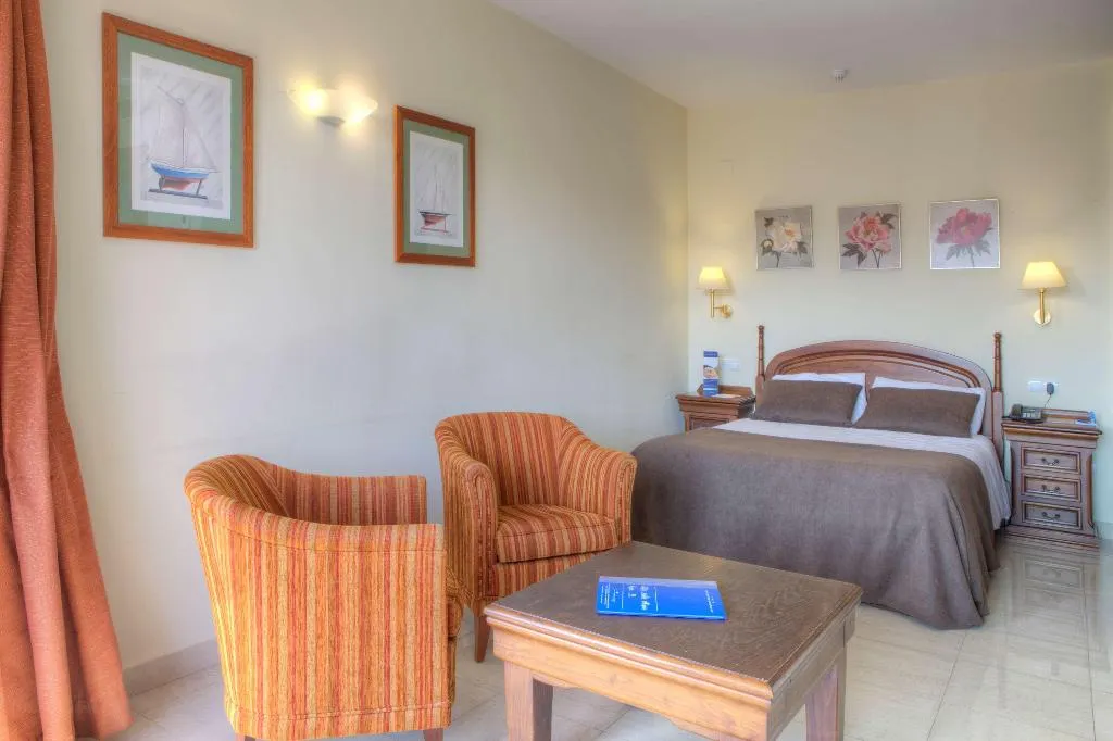 Room, Hotel Sunway Playa Golf & Spa, Sitges, Costa Brava