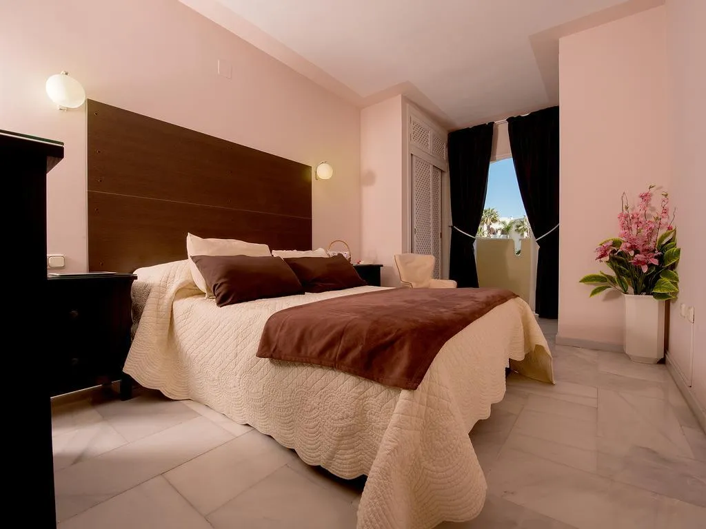 APARTMENT SUPERIOR Room, Puerto Marina Beach & Golf, Costa Del Sol
