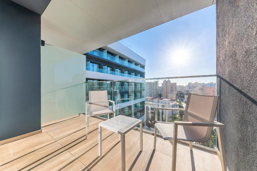TRIPLE STANDARD Room, Port Alicante - Playa de San Juan, Costa Blanca